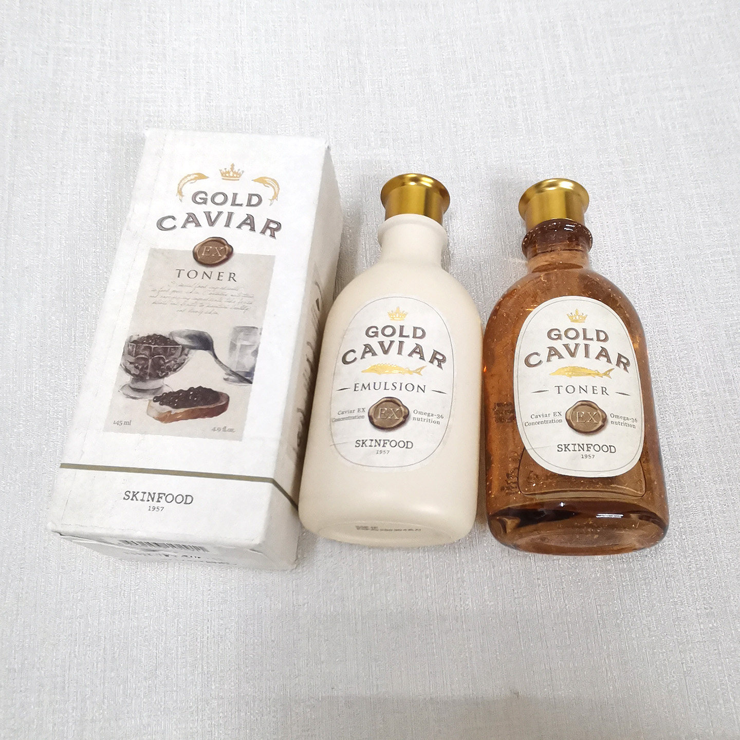 思亲肤黄金鱼子酱爽肤水乳液韩国