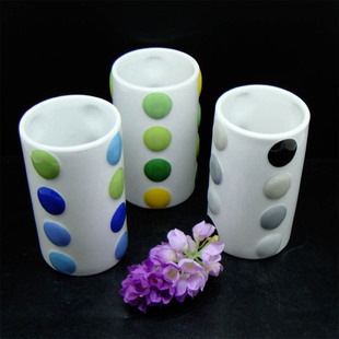 包邮陶瓷梳筒牙膏牙刷收纳杯漱口梳洗杯创意浮雕圆点彩色办公笔筒