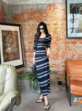 猫猫家春夏高个子蓝色条纹针织连衣裙子女气质高级感修身包臀长裙