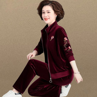 中老年妈妈秋装刺绣运动服休闲外套女中年人金丝绒上衣服三件套装