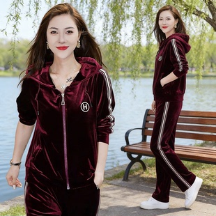 金丝绒运动套装女2026秋季新款连帽卫衣妈妈休闲服遮肚显瘦两件套