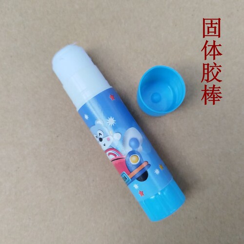 8克左右一支能粘5-10把扇子