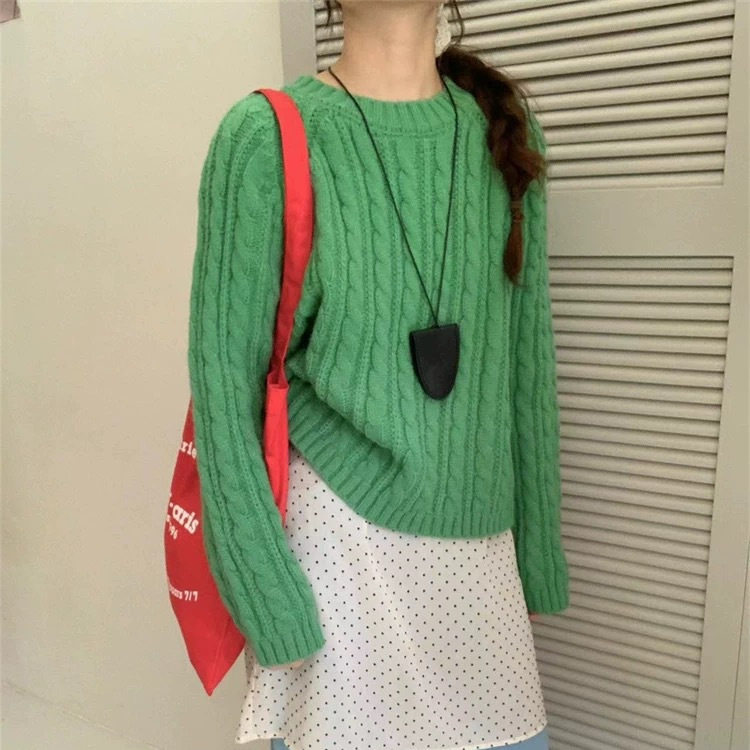 韩系冬季新品圆领复古针织衫女装麻花文艺款女式叠穿套头软糯毛衣