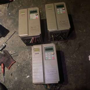 5R5G 4R0G {议价}GERUOSI格若斯变频器G500