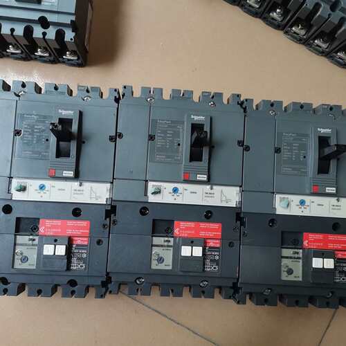 {议价}施耐德CVS250F漏电保护器