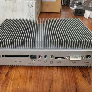 库存积压3 P22E {议价}研华工控机型号UN0 2172