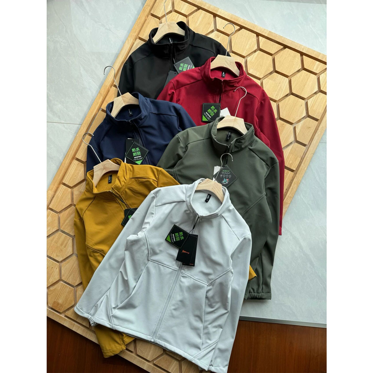 户外防风防水加绒保暖秋季男女户外立领软壳冲锋衣外套3275-8888