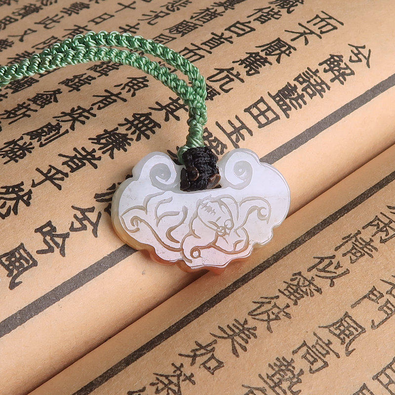 {当年醉颜红}缅甸老坑清代天然红翡翠吊坠如意锁牌古代贵公子配饰
