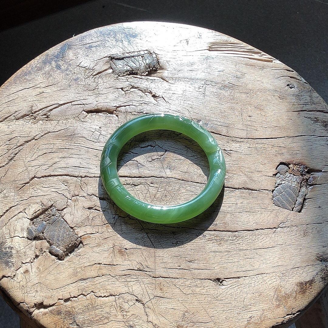 55天然碧玉手镯猫眼宝石级粉青圆条镯子和田玉手工精雕大师级超值