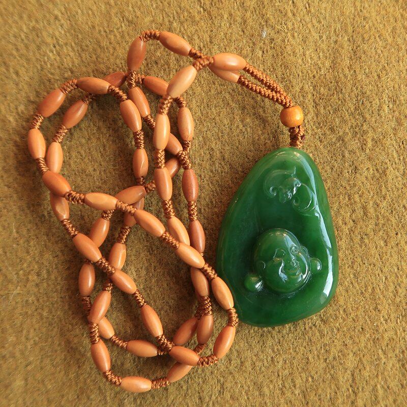 {荷花送香气}新疆老坑和田碧玉籽料吊坠天然笑佛公项链纯手工雕刻