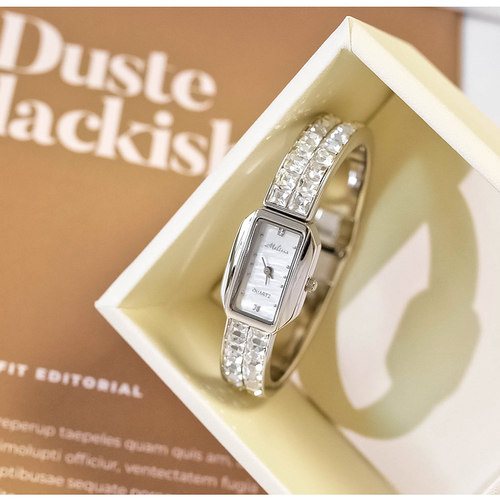 玛丽莎满钻方形手镯式石英女表