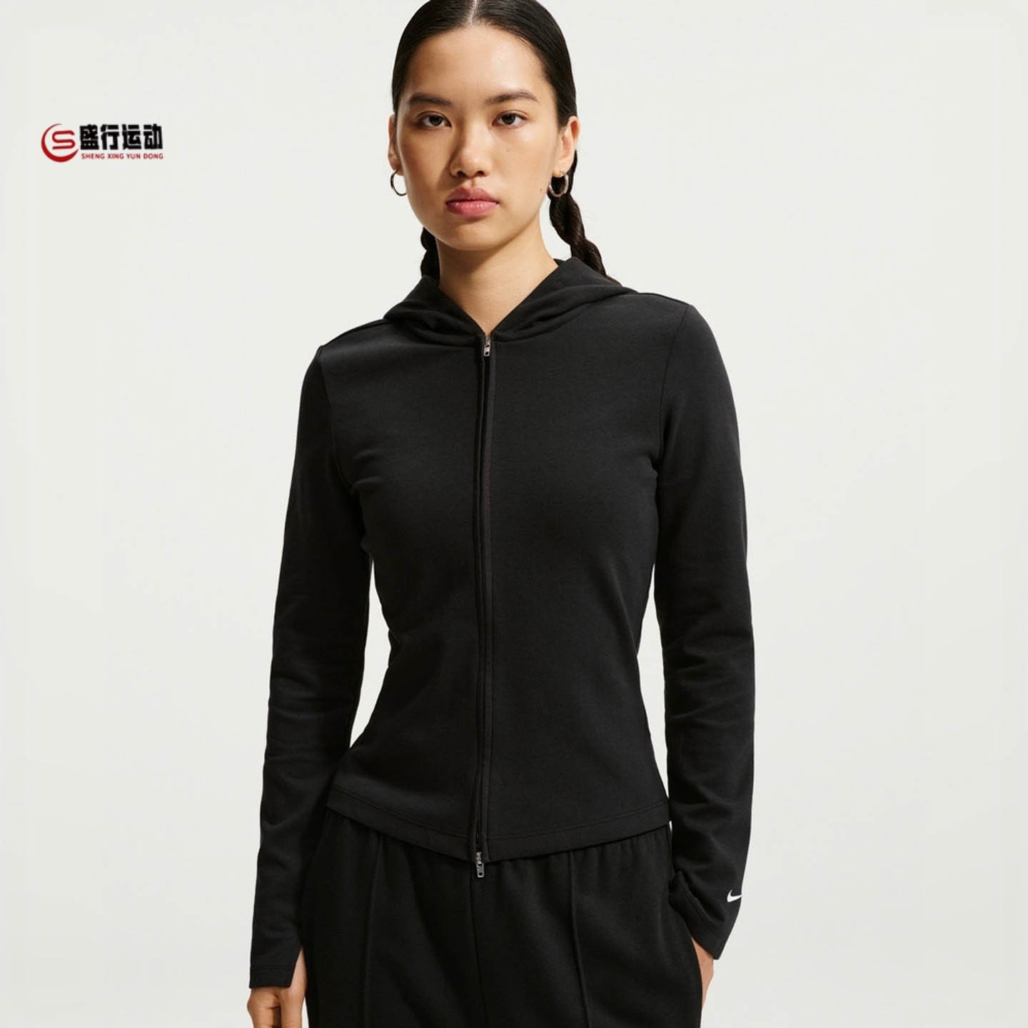 Nike耐克女装2026年秋季运动休闲简约修身显瘦长袖上衣IM8380-010