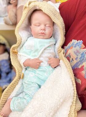 OtardDolls 45厘米仿真娃娃闭眼抱被娃Loulou 半搪胶棉身超软糯