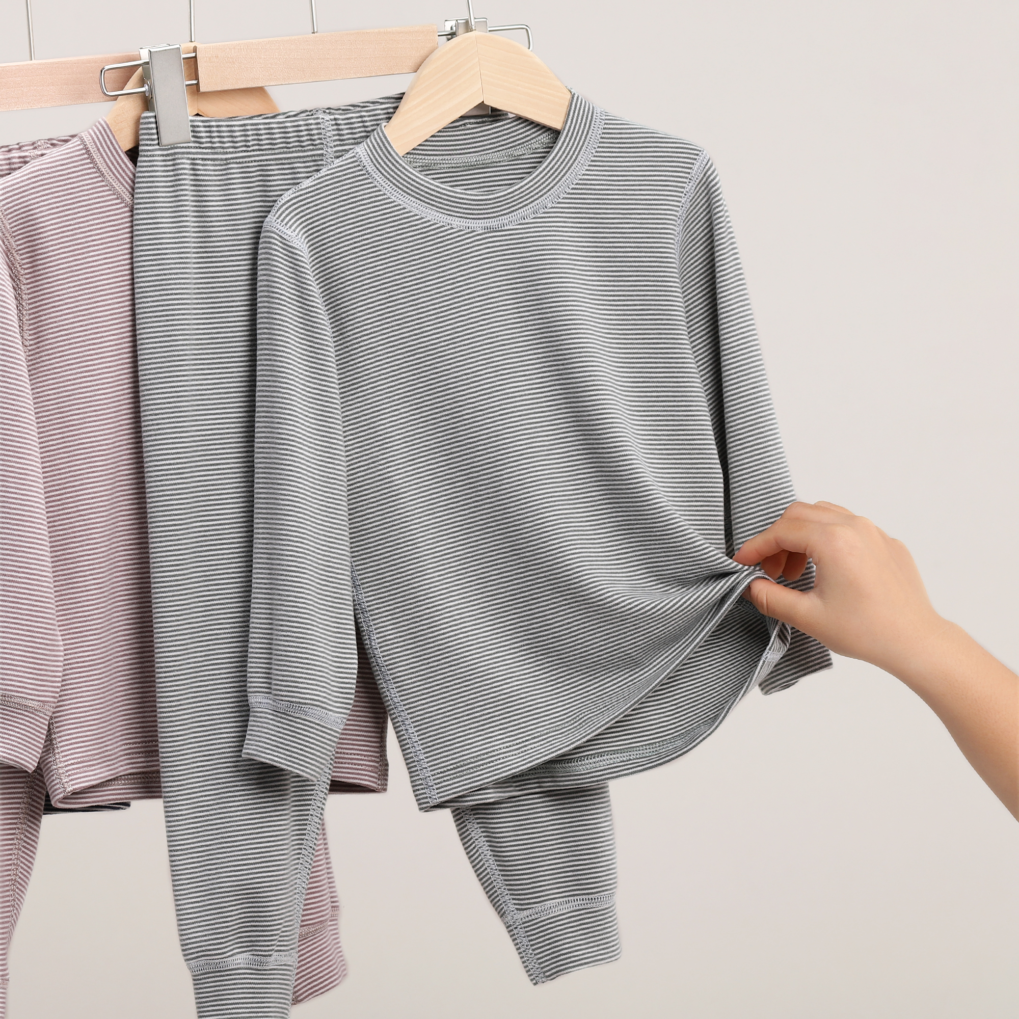 儿童德绒色织条内衣套装