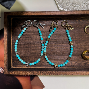 InTheCase高级感天然绿松矿石十字架字母元 素情侣手机绳通用挂链