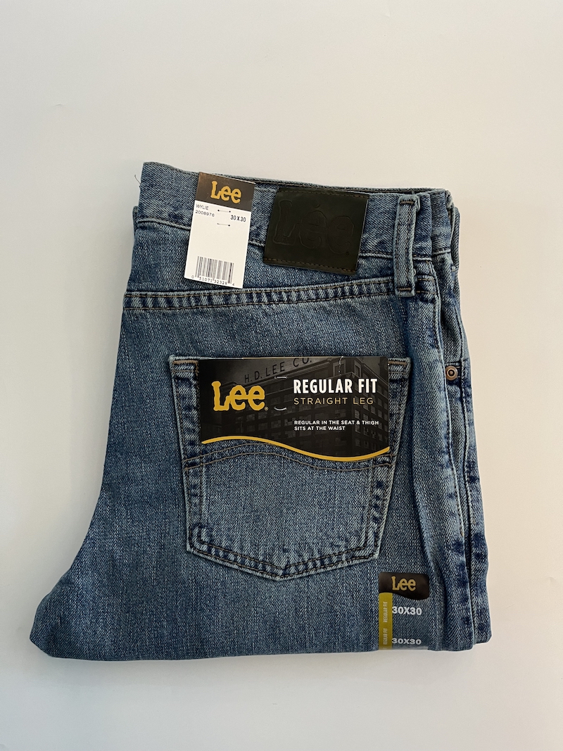 现货Lee男纯棉蓝色水洗直筒牛仔裤2008976