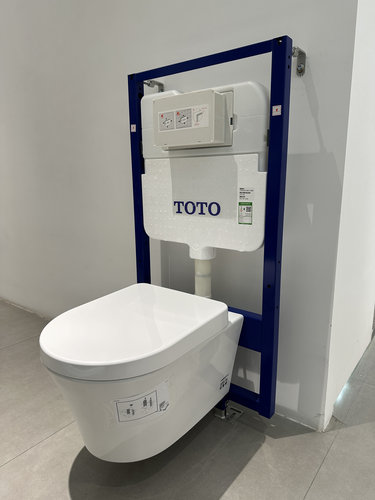 Toto 挂厕 553加Toto水箱