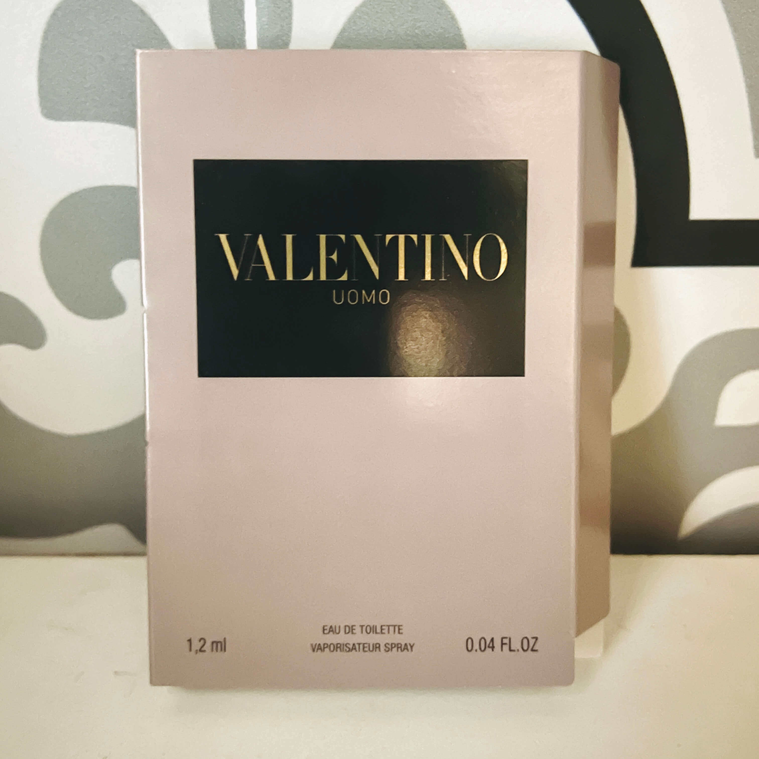 valentino华伦天奴坠梦罗马男士淡香水1.2ml小样 单只 午后少年