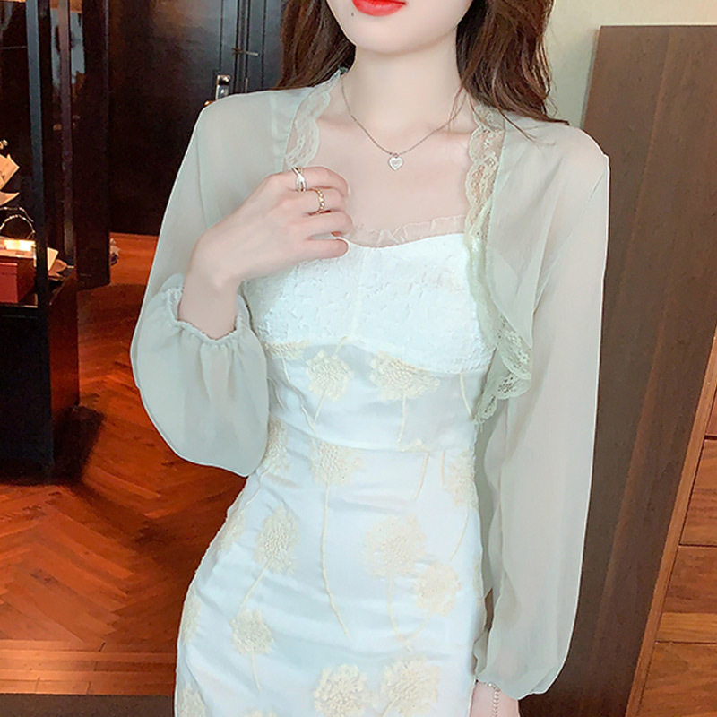 披肩女夏季外搭配裙子的上衣雪纺图片