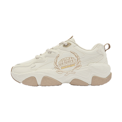 乔丹增高白色休闲鞋女鞋