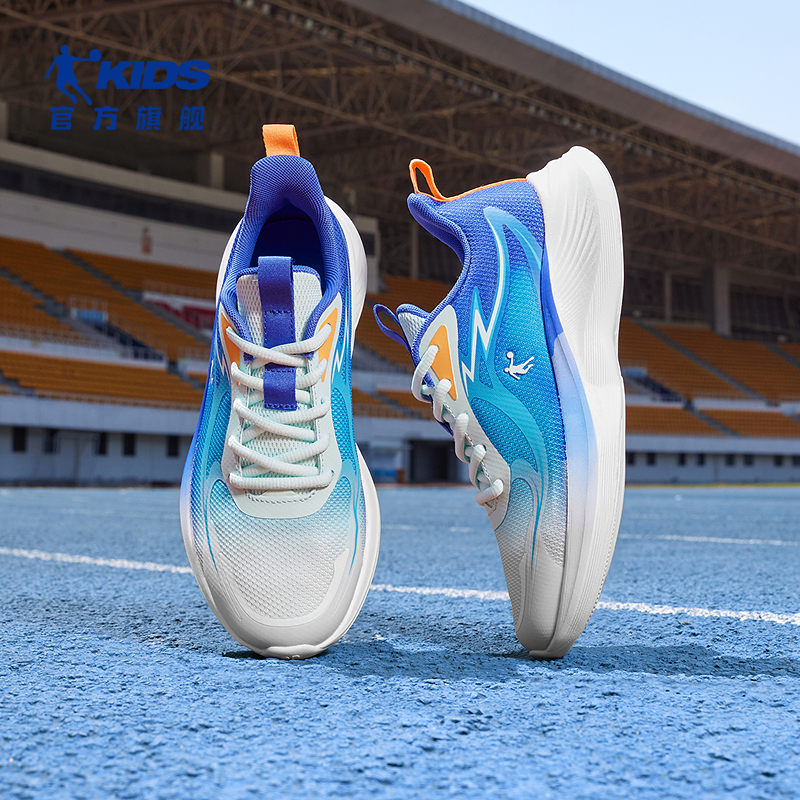 大童跑步鞋