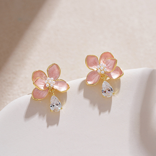 小众设计感独特粉色立体花朵耳钉小巧精致水滴吊坠耳环清新耳饰女