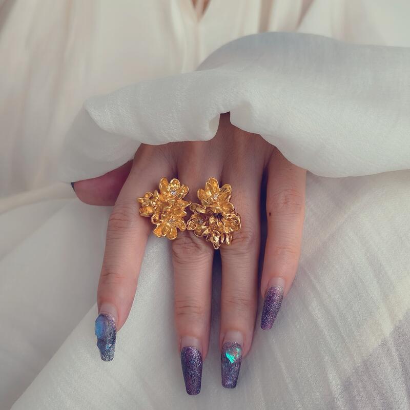 葡萄牙轻奢品牌carolinacurado花朵镶钻开口戒指复古镀金双花指环