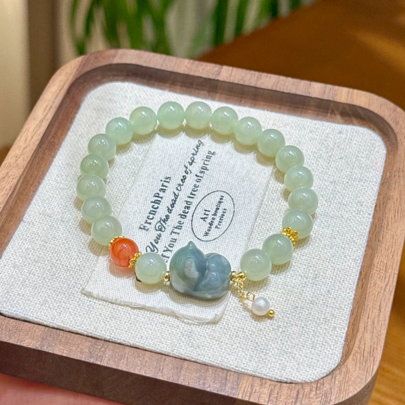 天然和田玉趴趴猫手链女款南红手串小众设计新中式闺蜜礼物送女友