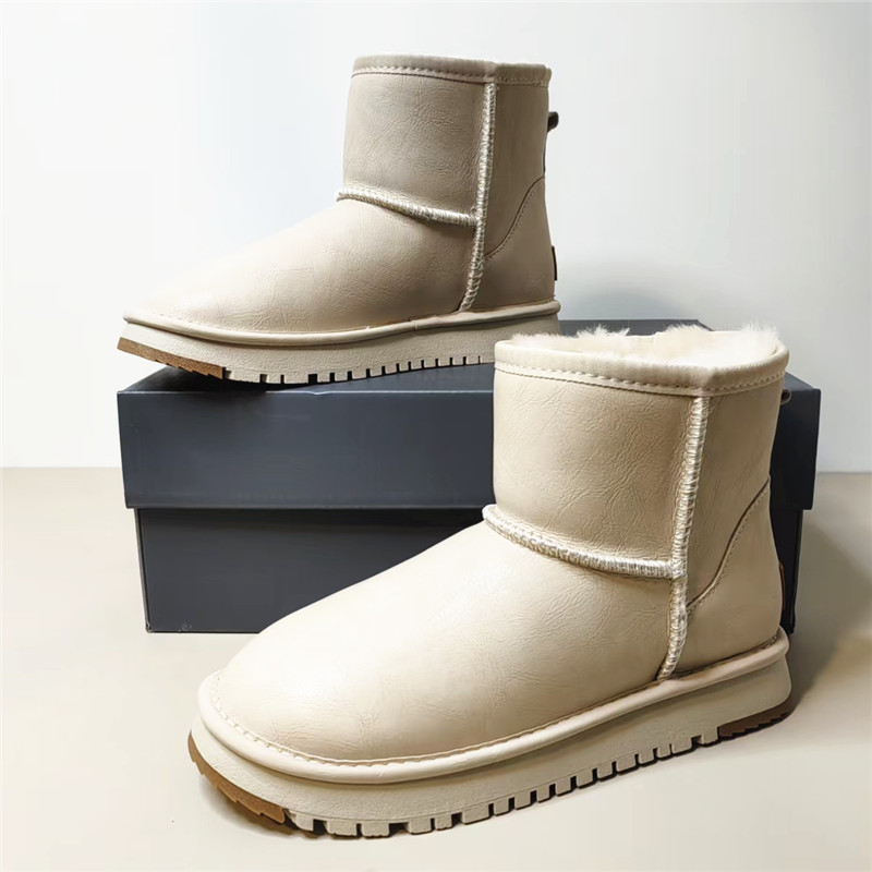 真皮羊毛内里雪地靴女短筒