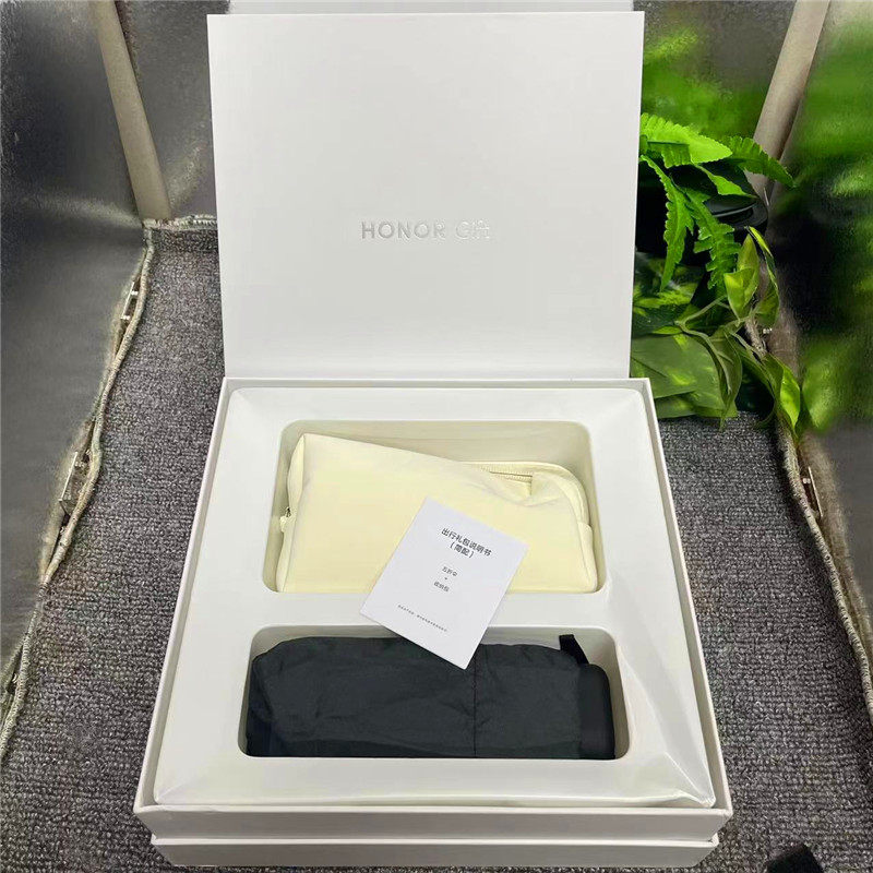 荣耀Gift手机数码配件出行礼盒收纳包五折雨伞开业店庆送礼大包装高性价比高么？