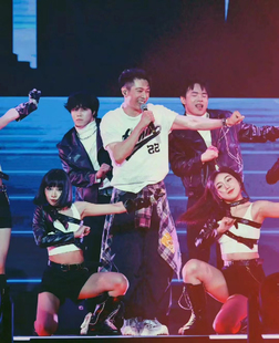 275-周柏豪 陶喆 同款短袖男士t恤短袖宽松半袖纯棉潮流圆领体恤