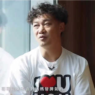 589-Funny I Love Me Red Heart Myself T Shirts陈奕迅 短袖