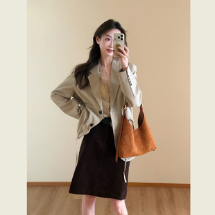 沙绿色设计感小众西装 复古宽松显瘦休闲百搭气质西服 外套女春秋季