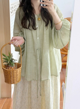 甜美度假风衬衫碎花套装女夏绿色长袖衬衫粉蓝碎花连衣裙两件套