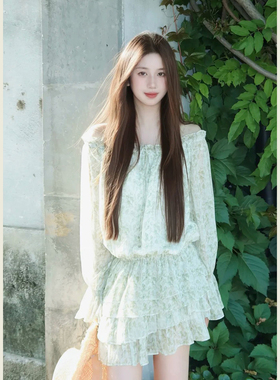 甜美度假风绿色碎花套装女夏季一字肩碎花上衣高腰半身裙两件套