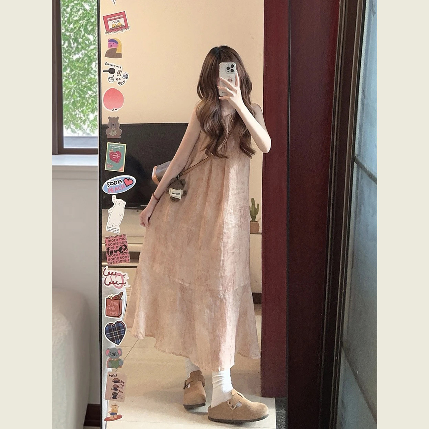 法式慵懒风苏梅粉无袖连衣裙女夏季温柔甜美松弛感宽松减龄长裙 - 实物图