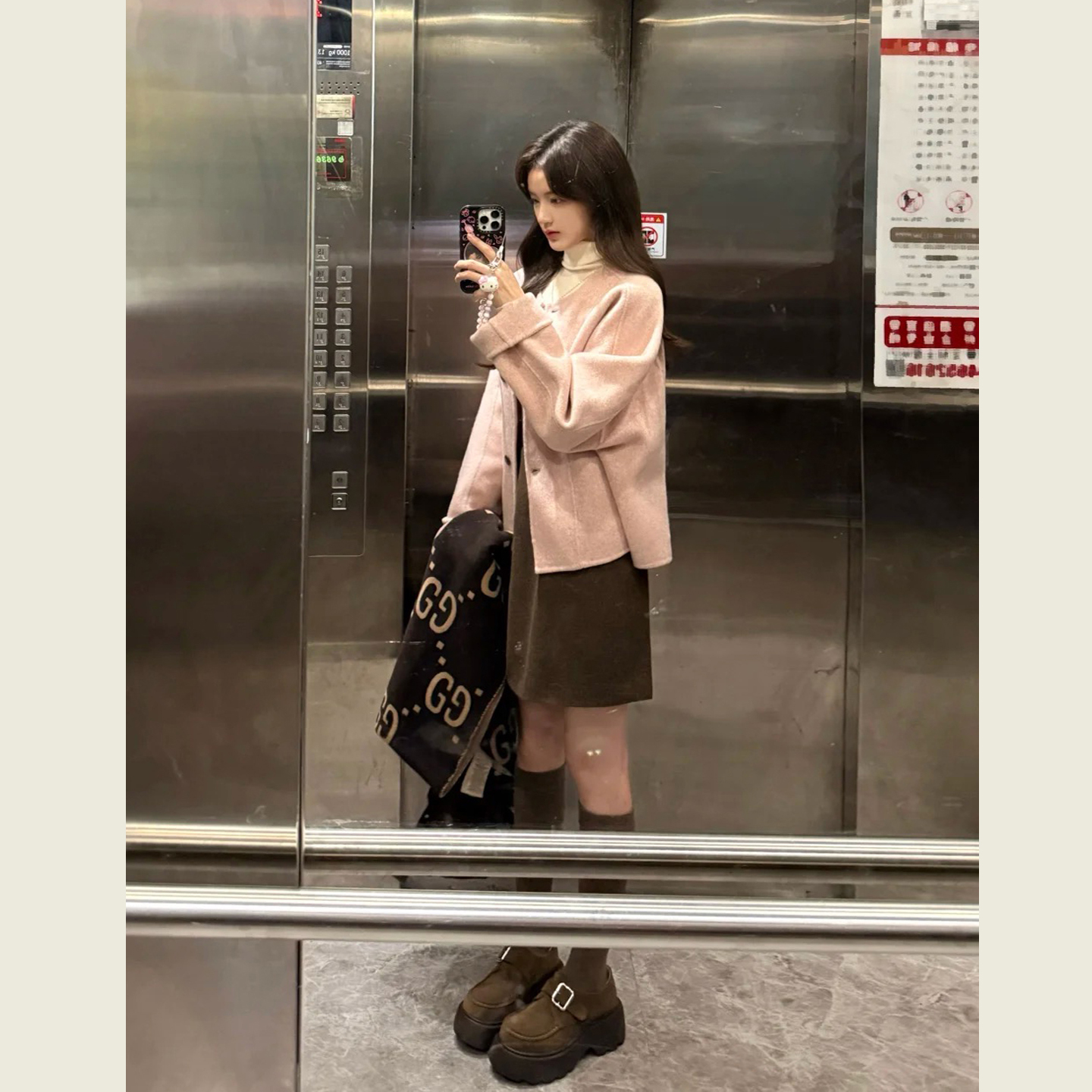 小个子粉色小香风呢子大衣