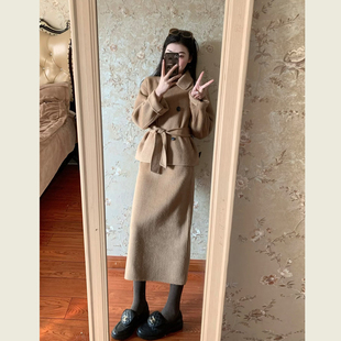 韩系通勤风驼色毛呢套装女秋冬季小个子短外套高腰半身裙两件套