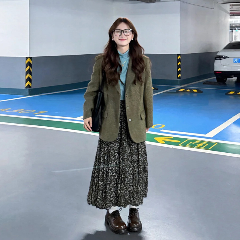 韩版复古杂绿色毛呢西装大衣女秋冬季新款高级感宽松休闲呢子外套