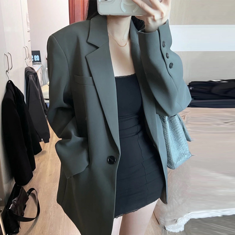 高级感灰色小个子西装外套