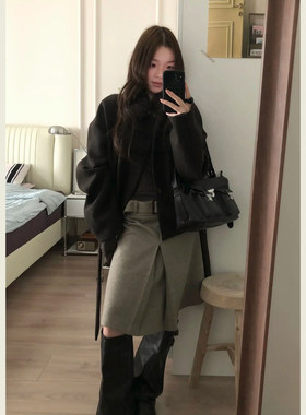 复古咖啡棕黑色牛角扣毛呢外套