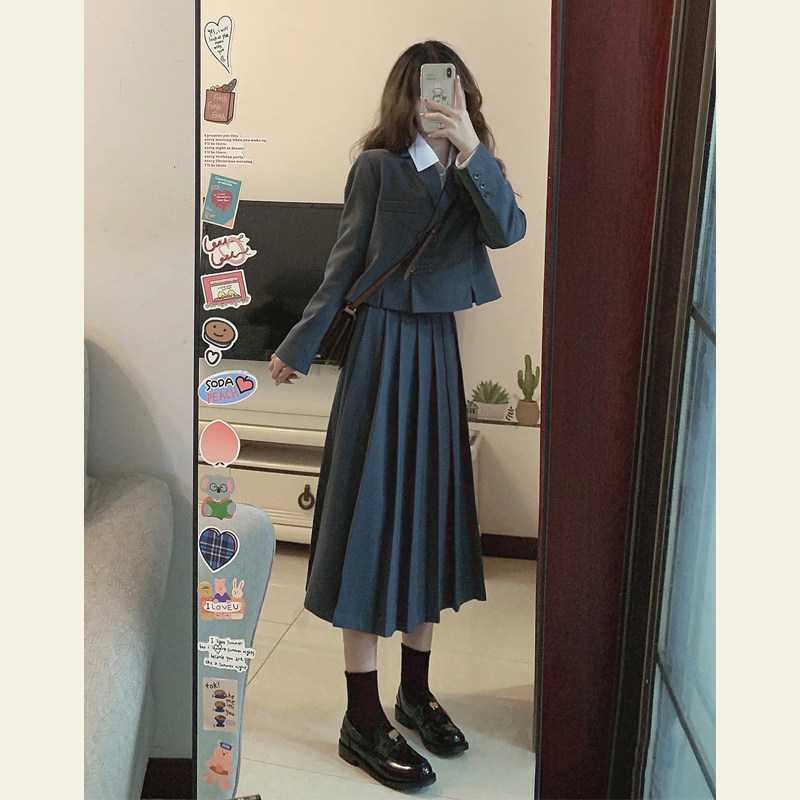 高级设计感小个子休闲时尚套装女图片