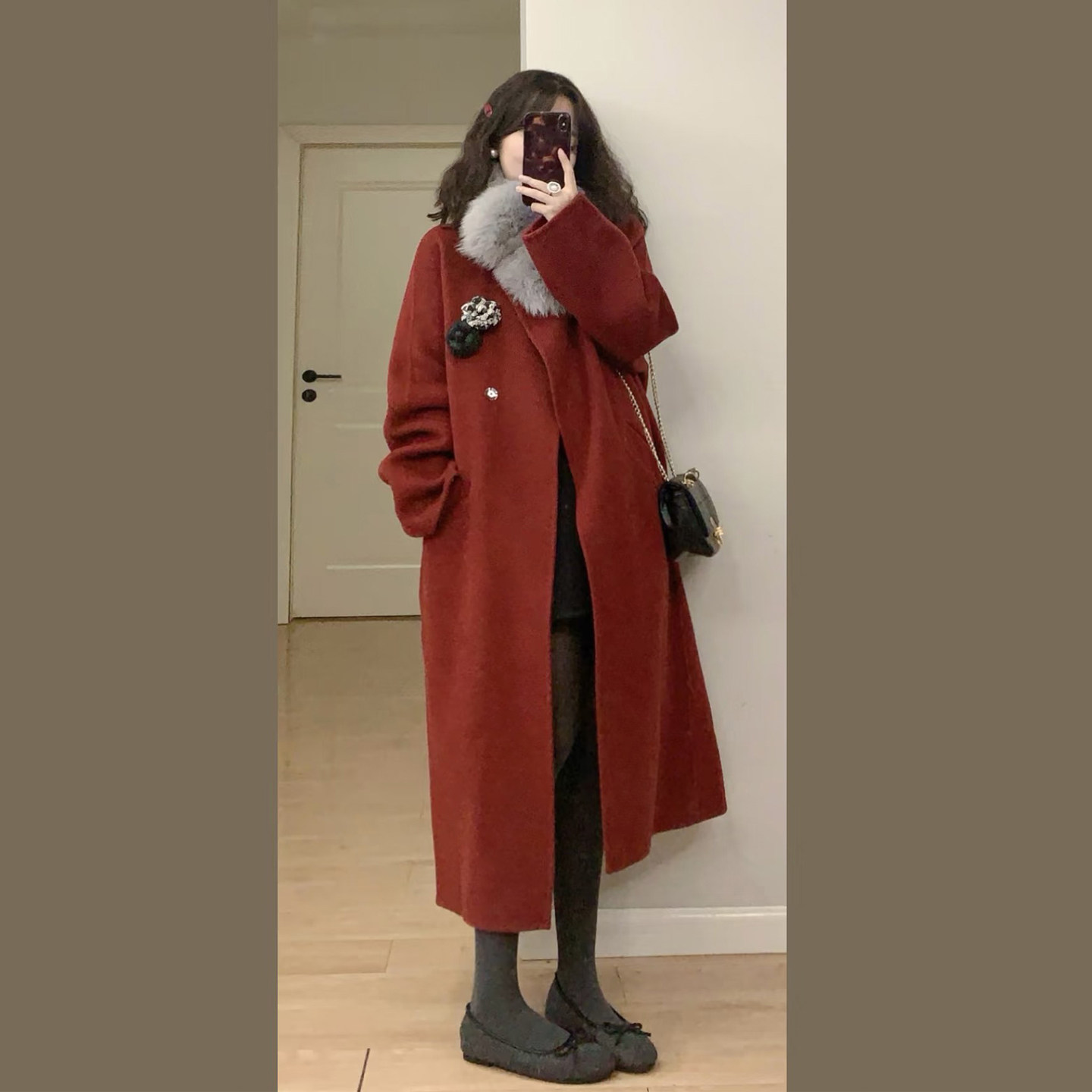 新年战袍红色圆领毛呢外套女秋冬高级感中长款宽松显瘦呢子大衣