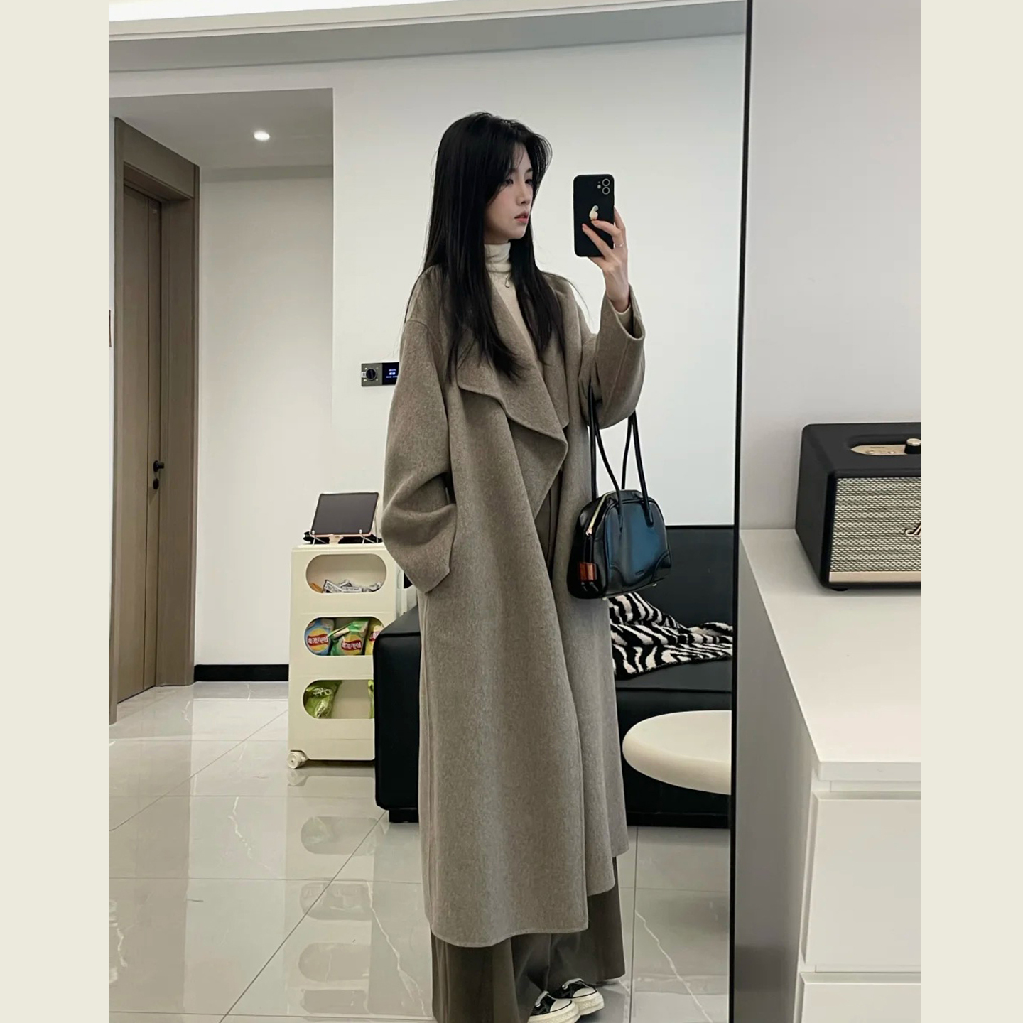 韩系复古咖色翻领呢子大衣