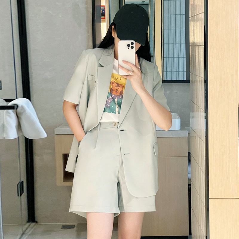 芷澈服饰薄款小西装套装女两件套图片