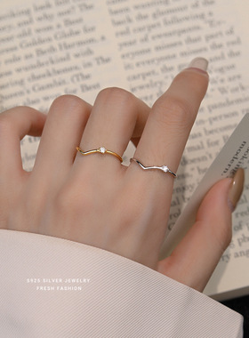 s925纯银V型闪锆戒指女个性时尚简约开口指环小众轻奢设计高级感