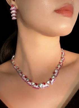 高级感轻奢红宝石颈链choker短款锁骨链新娘晚礼服主婚纱项链大气