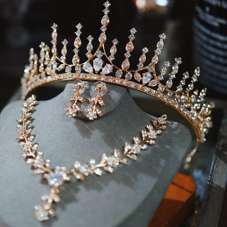 法式复古高级感金色晚礼主婚纱新娘皇冠头饰三件套结婚项链耳环
