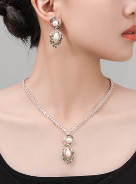 轻奢晚宴高级感结婚祖母绿锁骨链