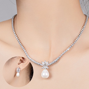 轻奢小众法式高级感新娘主婚纱珍珠项链耳环套装晚礼服敬酒服配饰